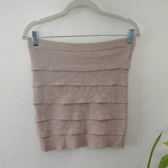 BCBGMaxAzria Metallic Gold Tiered Mini Skirt - Picture 5 of 6